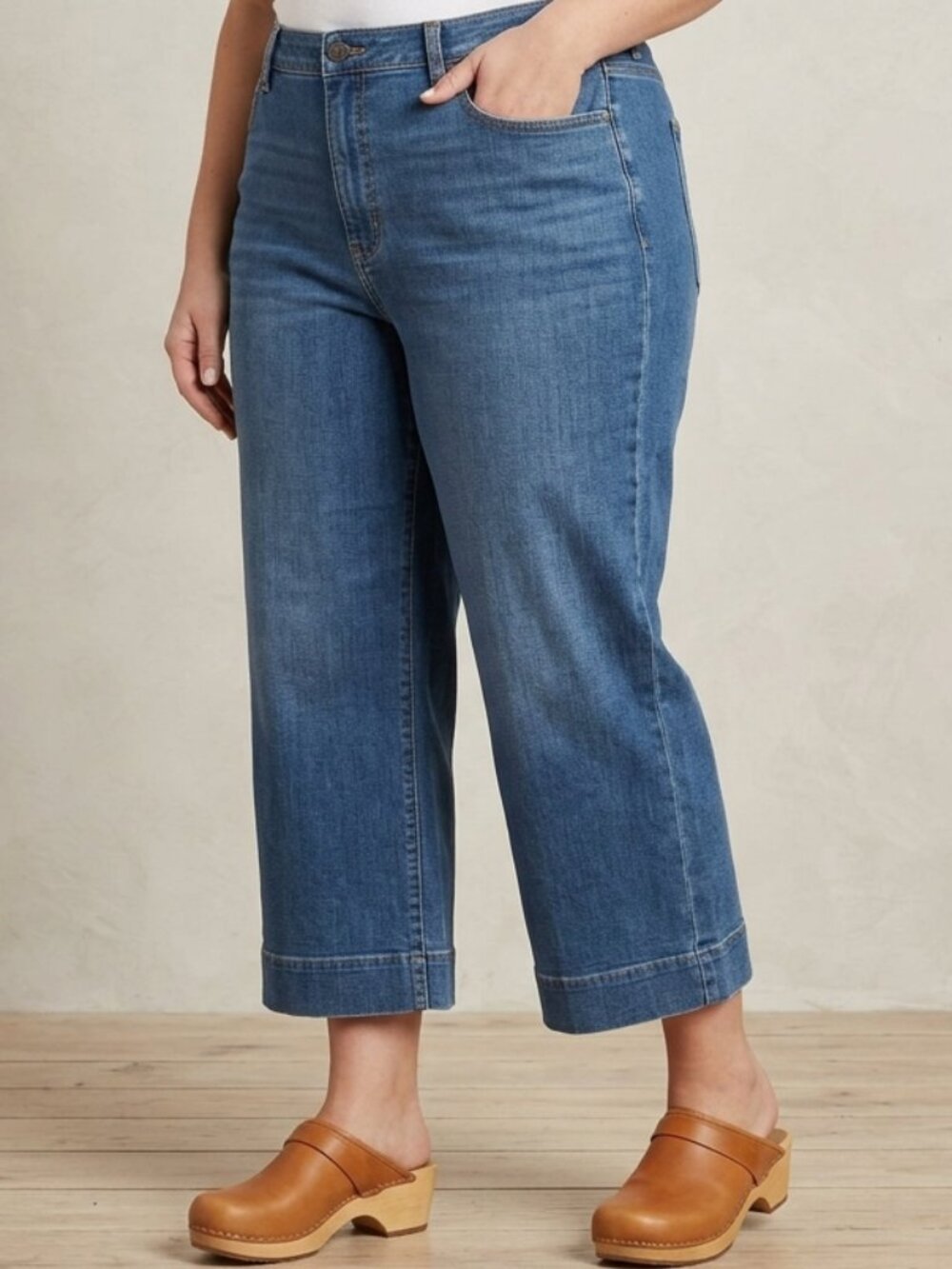 Duluth Trading Co Cropped Wide Leg Jeans Size 18
